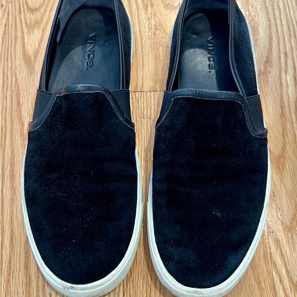 Vince Suede slip on sneakers. Extremely well made and very comfortable. - Picture 1 of 4